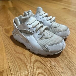 Kids Nike huarache